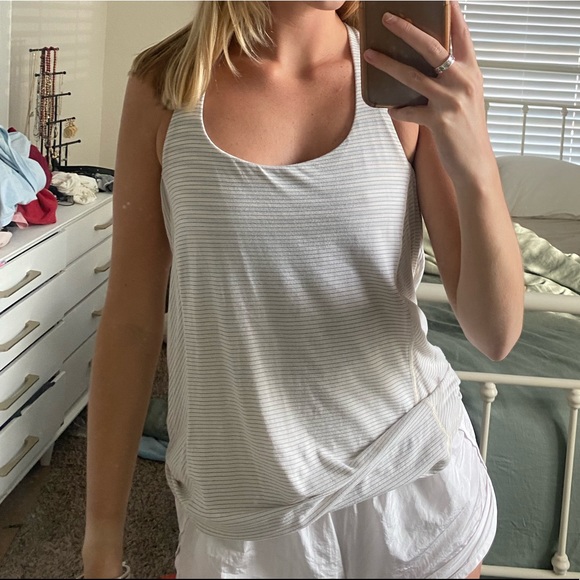 LULULEMON TANK - Picture 2 of 4